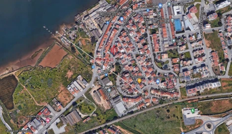 Terreno para Venda em Estômbar e Parchal