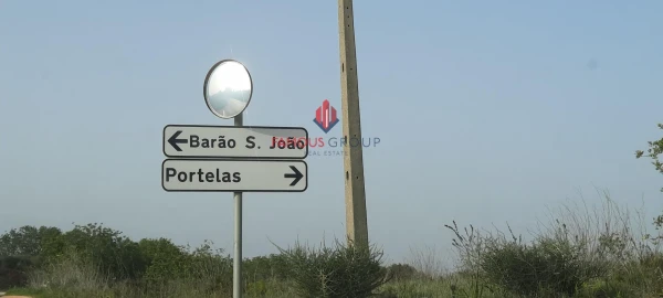 Moradia T1 para Venda em Luz