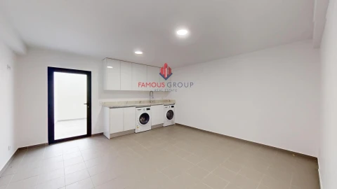 Moradia T4 para Venda em Mexilhoeira Grande