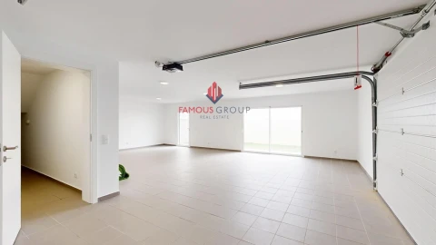 Moradia T3 para Venda em Mexilhoeira Grande