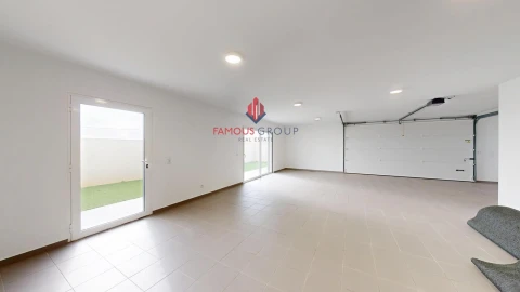Moradia T3 para Venda em Mexilhoeira Grande