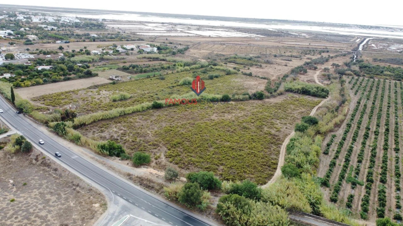 Terreno para Venda em Quelfes Foto 10