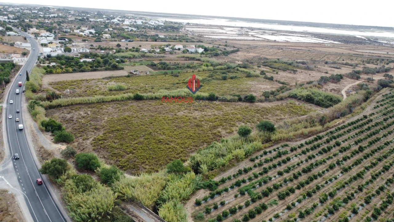 Terreno para Venda em Quelfes Foto 9
