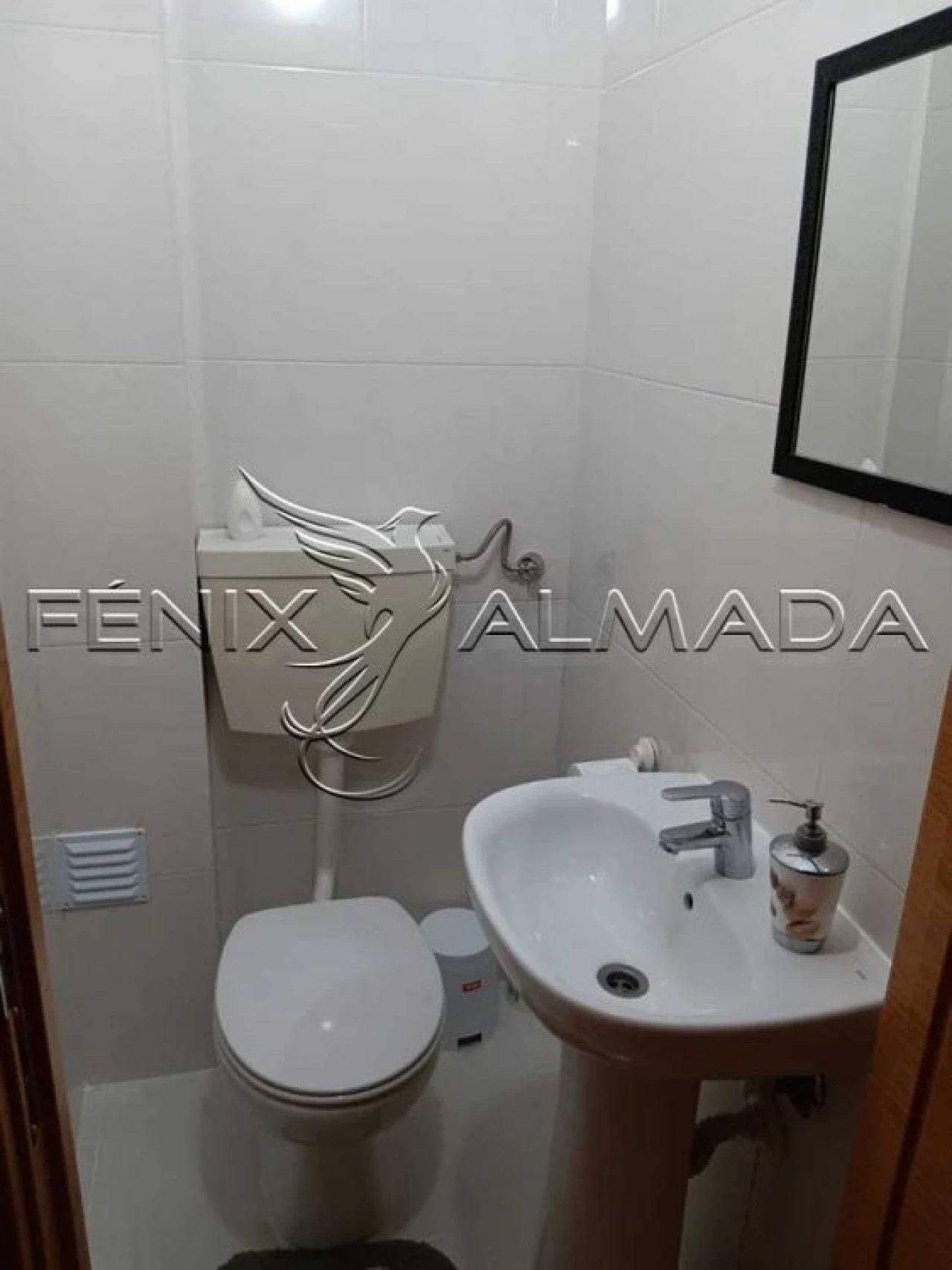 Apartamento T3 para Venda em Laranjeiro e Feijó Foto 9