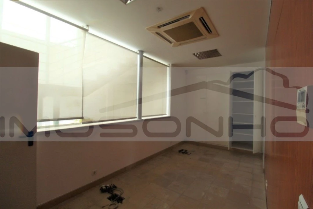 Negócio para Venda em Golpilheira Foto 6