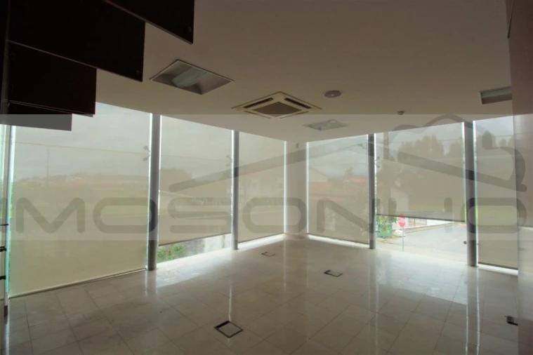 Negócio para Venda em Golpilheira Foto 31