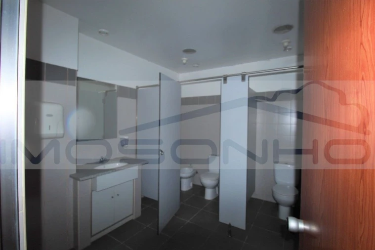 Negócio para Venda em Golpilheira Foto 9