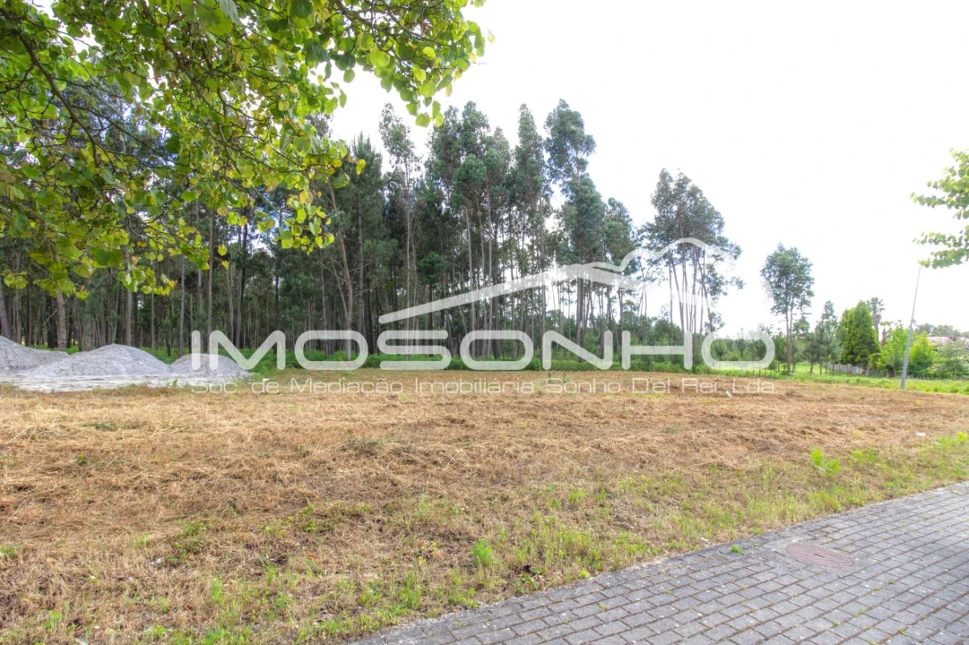 Terreno para Venda em Marinha Grande Foto 2
