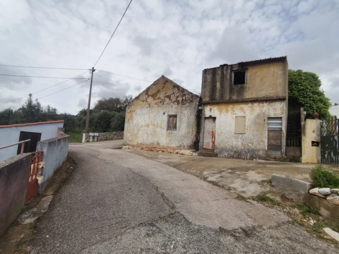 Moradia T2 para Venda em Mira de Aire Foto 1