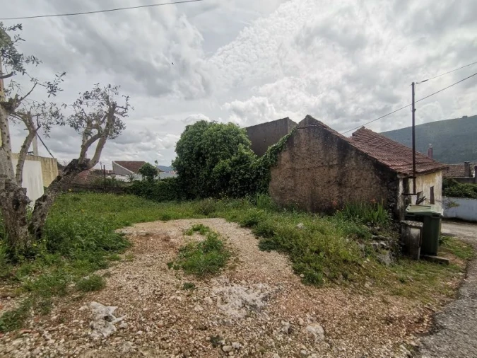 Moradia T2 para Venda em Mira de Aire Foto 17