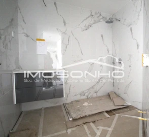 Apartamento T3 para Venda em Pataias e Martingança