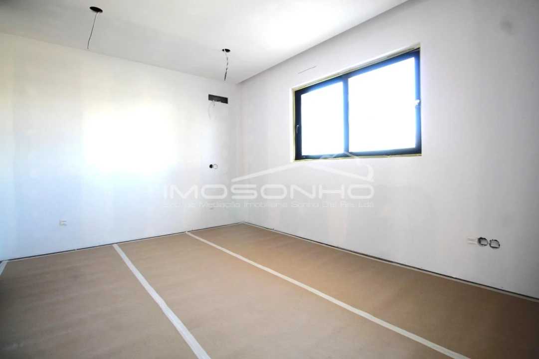 Apartamento T3 para Venda em Pataias e Martingança Foto 9