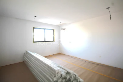 Apartamento T3 para Venda em Pataias e Martingança