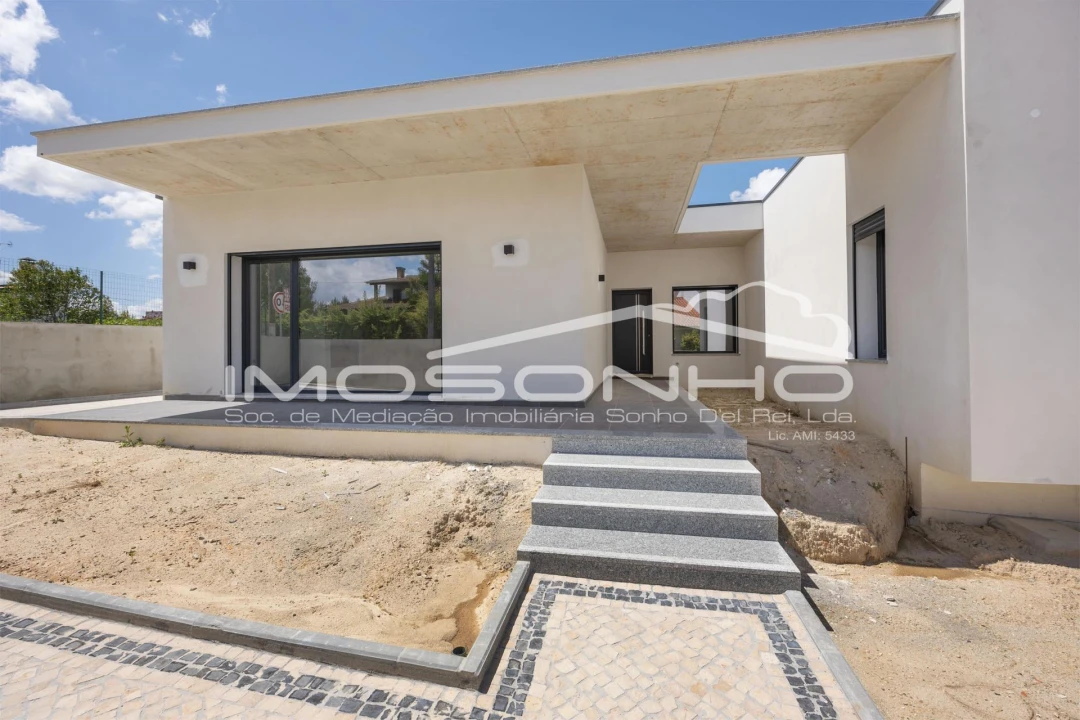 Moradia T3 para Venda em Leiria, Pousos, Barreira e Cortes Foto 23