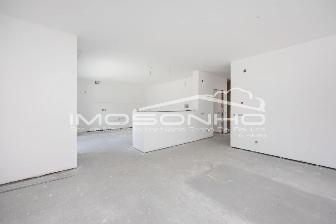Moradia T3 para Venda em Leiria, Pousos, Barreira e Cortes Foto 4