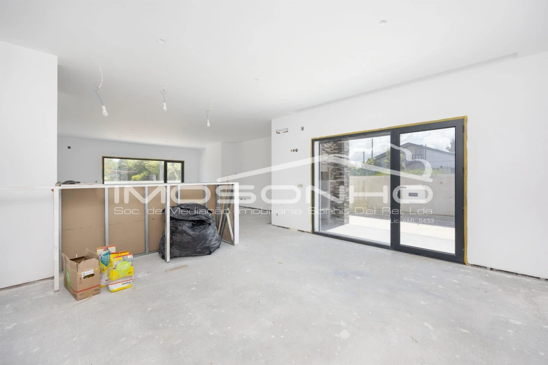 Moradia T3 para Venda em Leiria, Pousos, Barreira e Cortes Foto 6