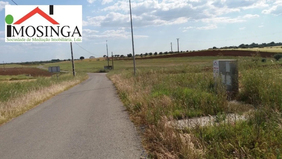 Terreno para Venda em Ferreira do Alentejo e Canhestros Foto 4