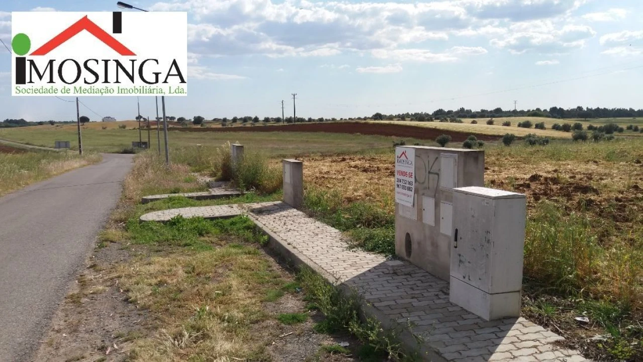 Terreno para Venda em Ferreira do Alentejo e Canhestros Foto 4