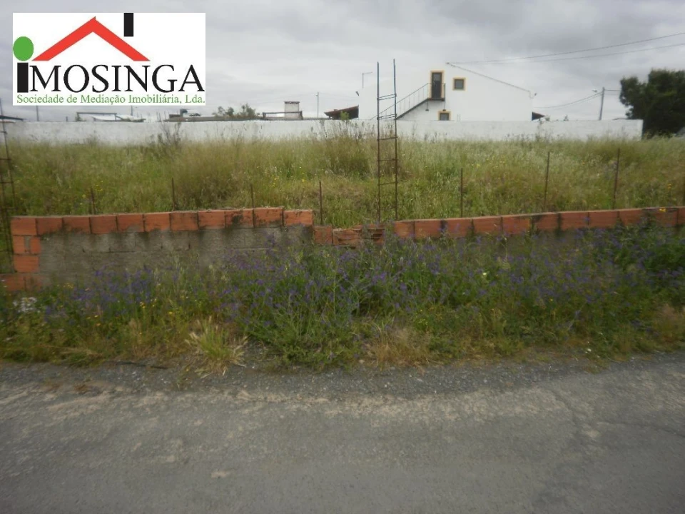 Terreno para Venda em Figueira dos Cavaleiros Foto 2
