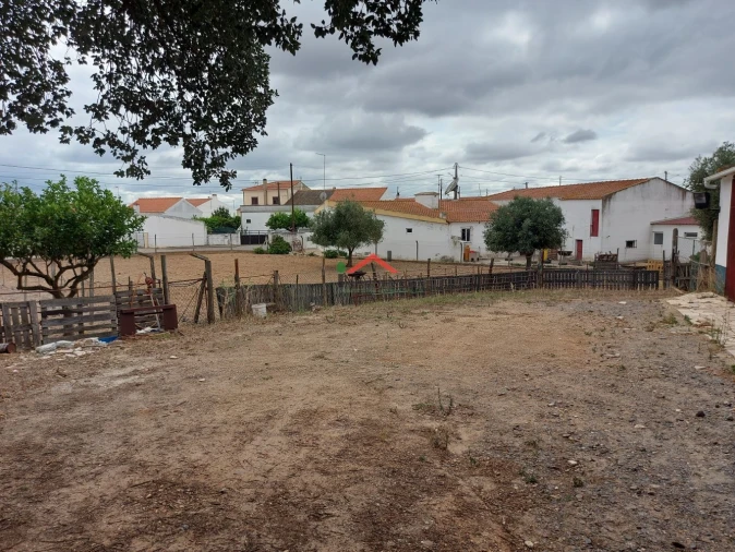 Moradia T2 para Venda em Ferreira do Alentejo e Canhestros Foto 10