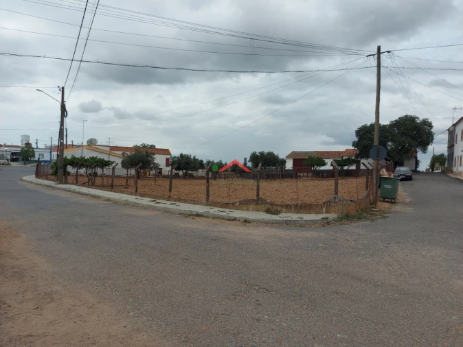 Moradia T2 para Venda em Ferreira do Alentejo e Canhestros Foto 5