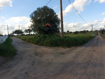 Moradia para Venda em Ferreira do Alentejo e Canhestros