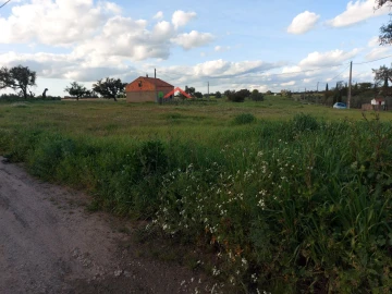 Moradia para Venda em Ferreira do Alentejo e Canhestros