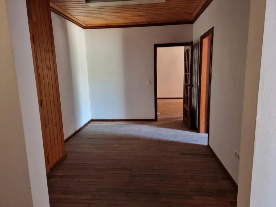 Armazém para Venda em Vilarinho do Bairro Foto 5