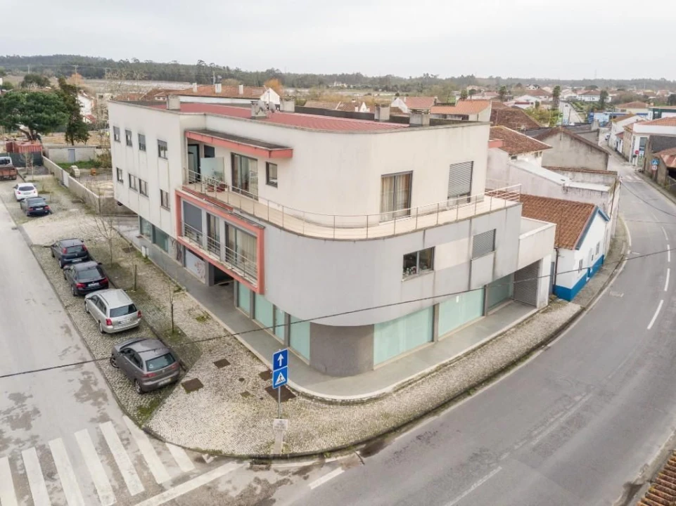 Negócio para Venda em Arazede Foto 1