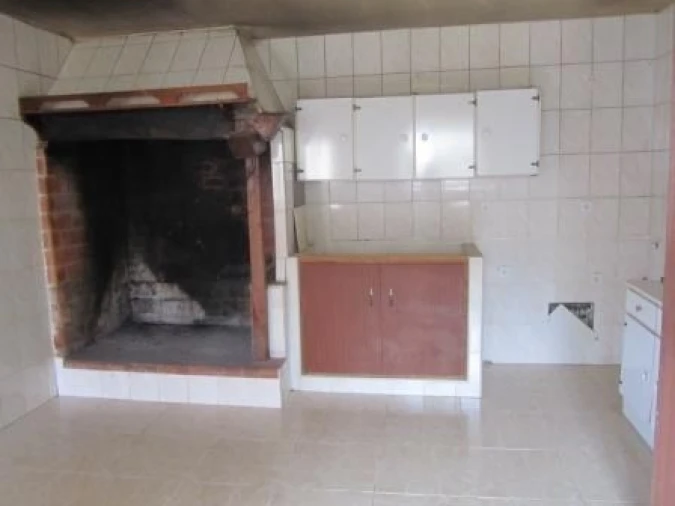 Moradia T1 para Venda em Soure Foto 4