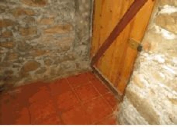 Moradia T2 para Venda em Miranda do Corvo Foto 8