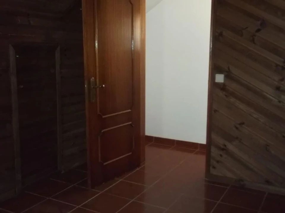 Moradia T2 para Venda em Ervedosa do Douro Foto 8