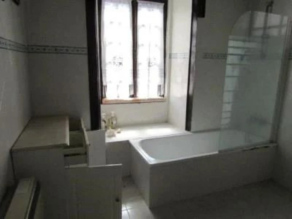 Moradia T5 para Venda em Santo Varão Foto 5