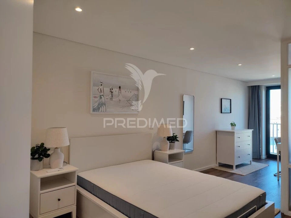 Apartamento T2 para Venda em Cedofeita, Santo Ildefonso, Sé, Miragaia, São Nicolau e Vitória Foto 12