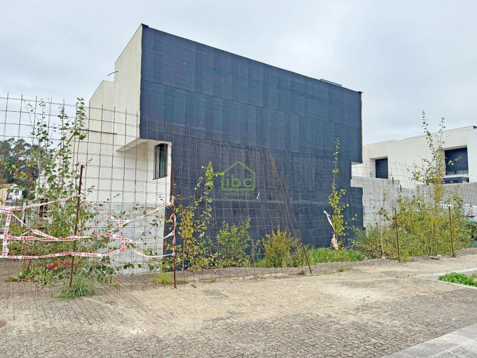 Terreno para Venda em Touguinha e Touguinhó Foto 2