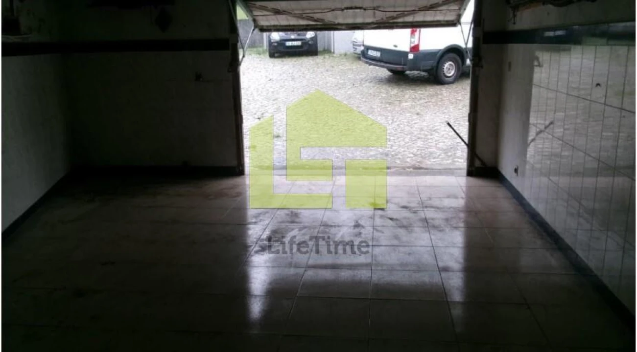 Garagem para Venda em Eiras e São Paulo de Frades Foto 2