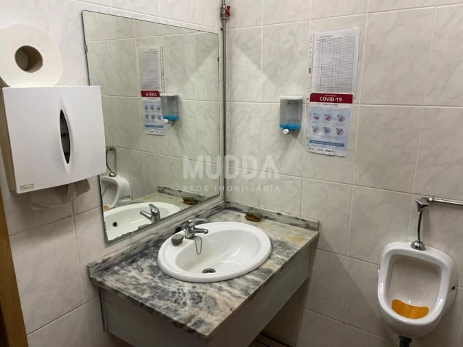 Armazém para Venda em São Miguel do Souto e Mosteirô Foto 7