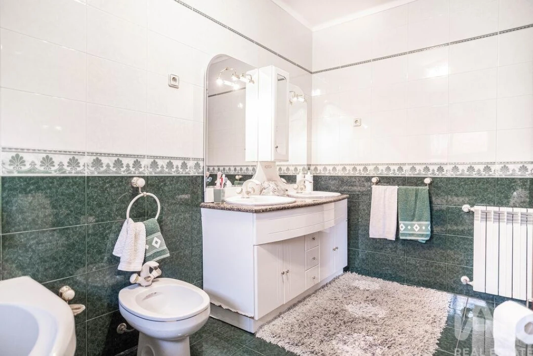 Moradia T3 para Venda em Abação e Gémeos Foto 20