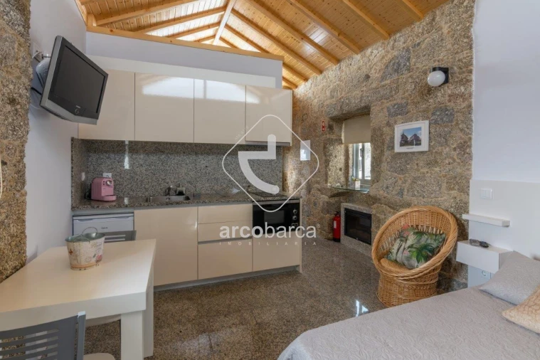 Moradia T4 para Venda em Jolda (Madalena) e Rio Cabrão Foto 27