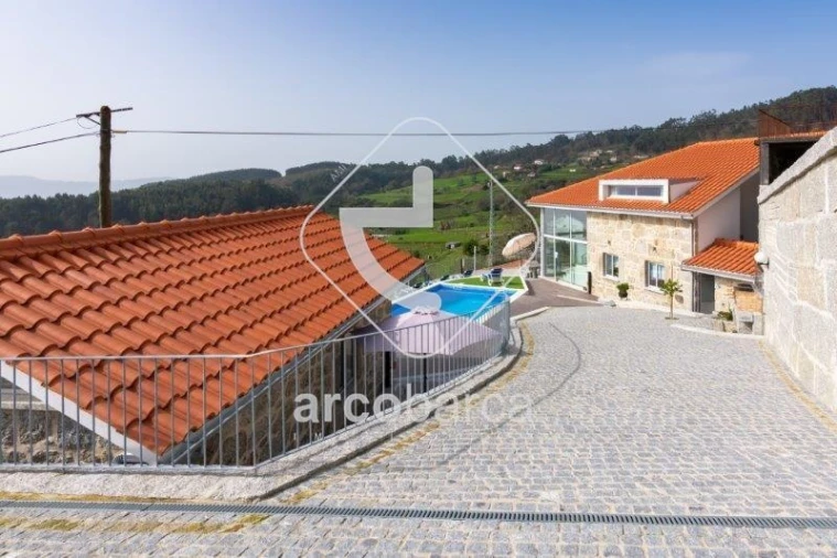 Moradia T4 para Venda em Jolda (Madalena) e Rio Cabrão Foto 34