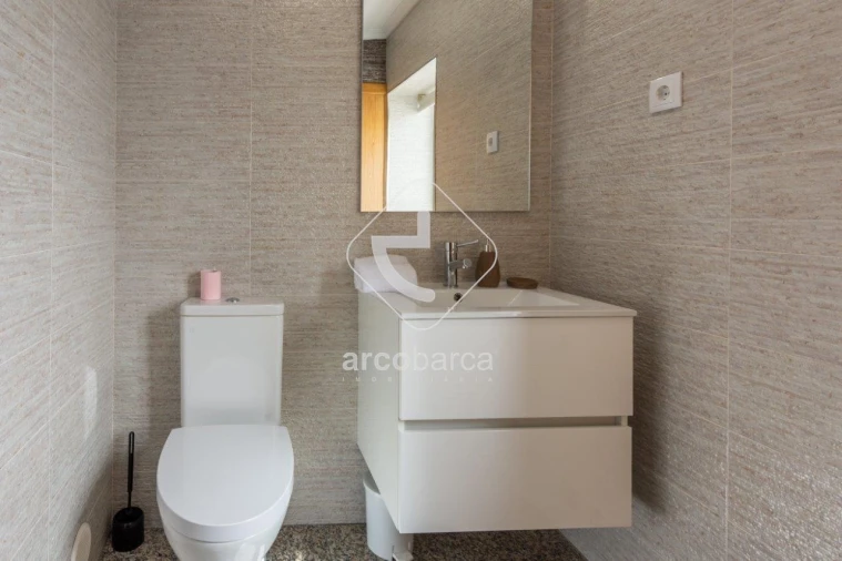 Moradia T4 para Venda em Jolda (Madalena) e Rio Cabrão Foto 12