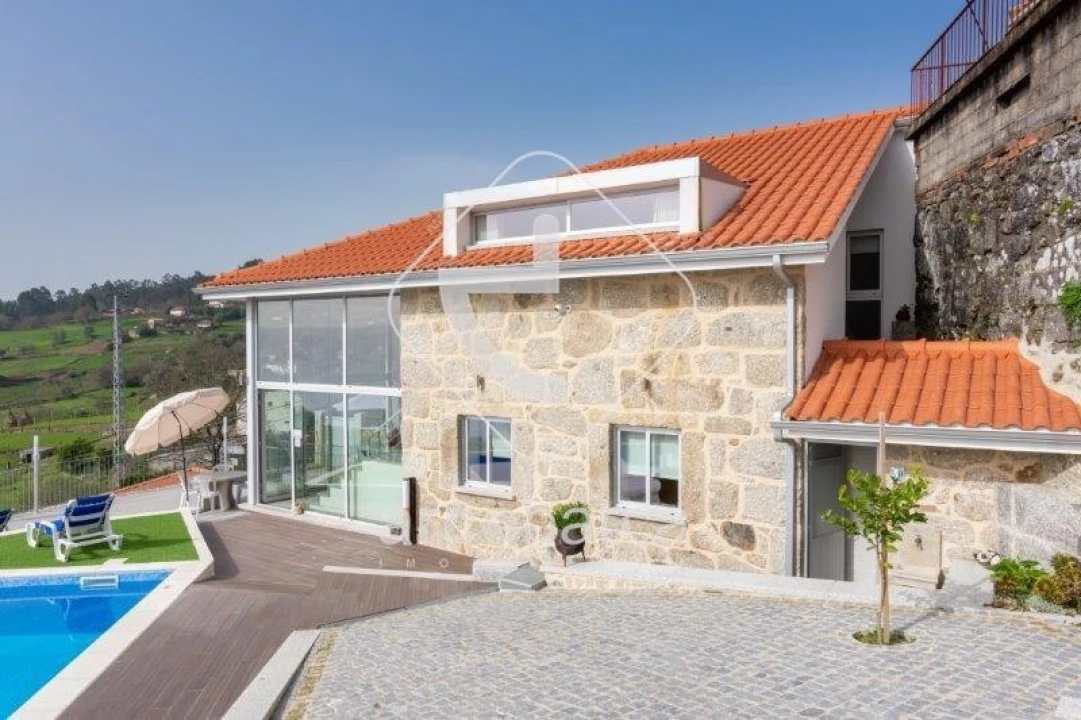 Moradia T4 para Venda em Jolda (Madalena) e Rio Cabrão Foto 2