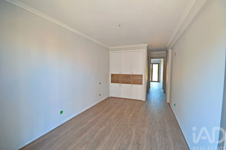 Apartamento T3 para Venda em Fernao Ferro Foto 4