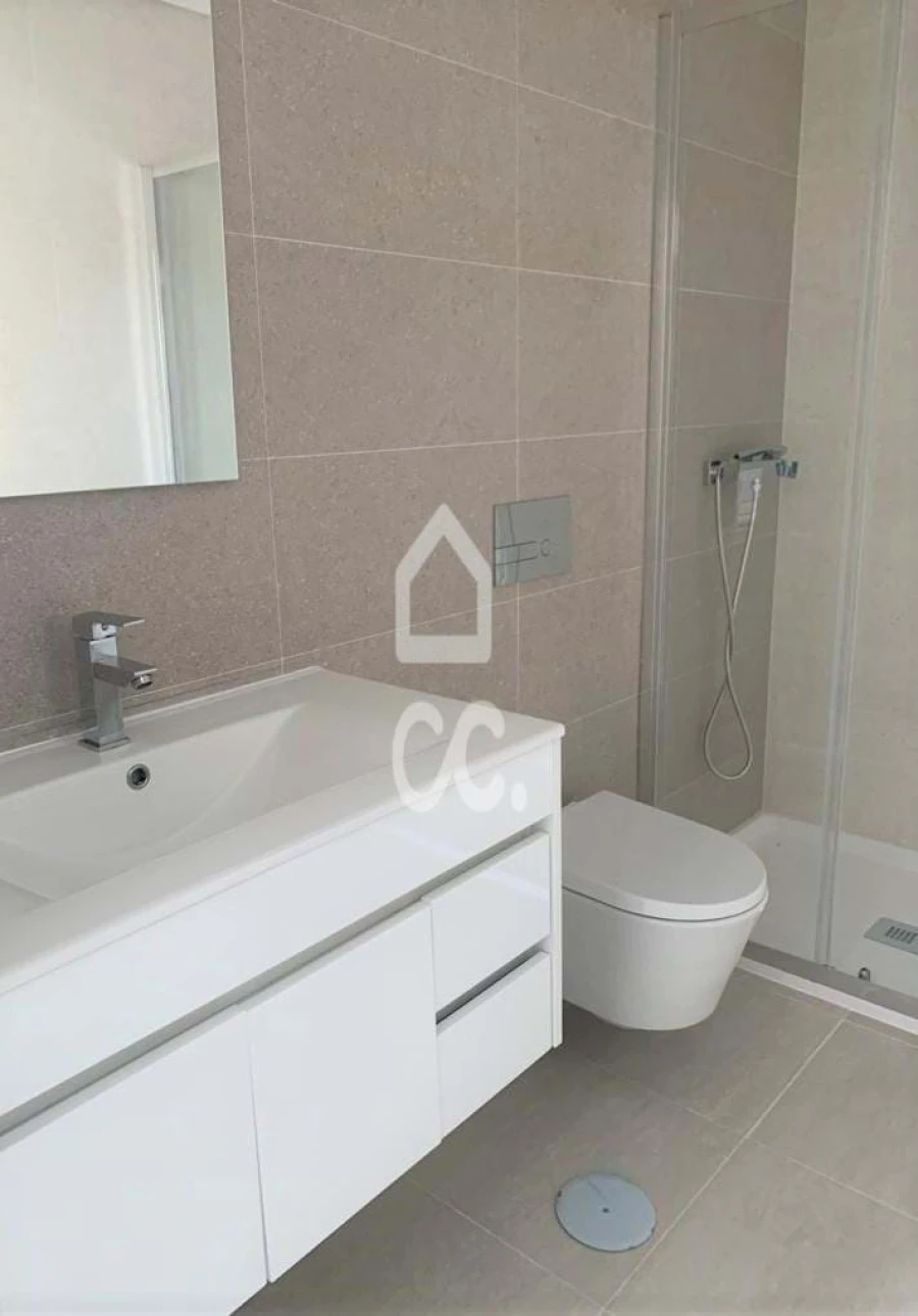 Apartamento T3 para Venda em Corroios Foto 12