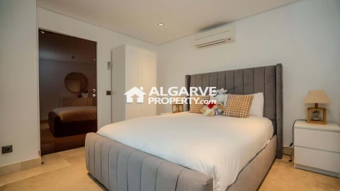 Moradia T13 para Venda em Quarteira