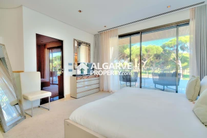 Moradia T13 para Venda em Quarteira