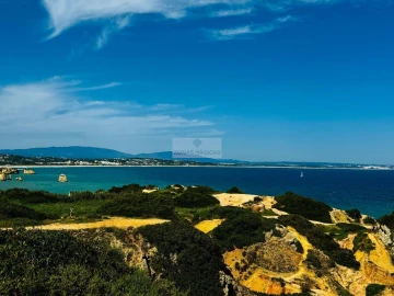 Terreno para Venda em Lagos (São Sebastião e Santa Maria)