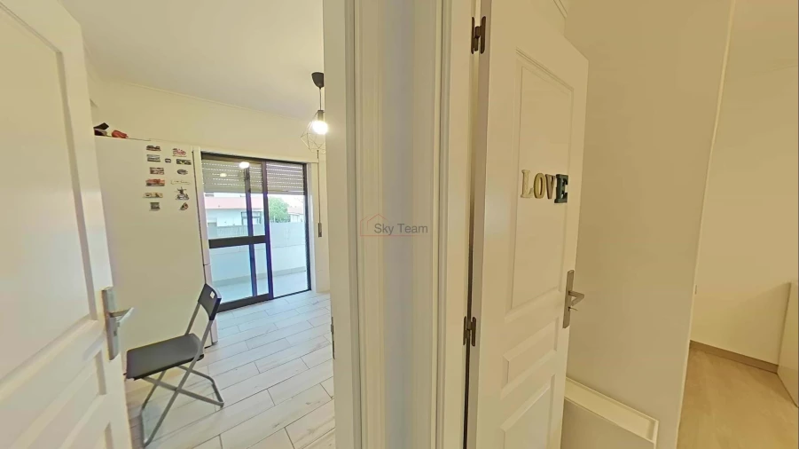 Apartamento T1 para Venda em Amora Foto 30