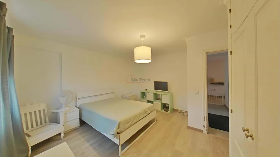 Apartamento T1 para Venda em Amora Foto 24