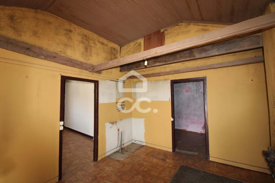 Moradia T2 para Venda em Ervededo Foto 6